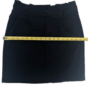 VERO MODA Black Stretch Mini Skirt – Size M